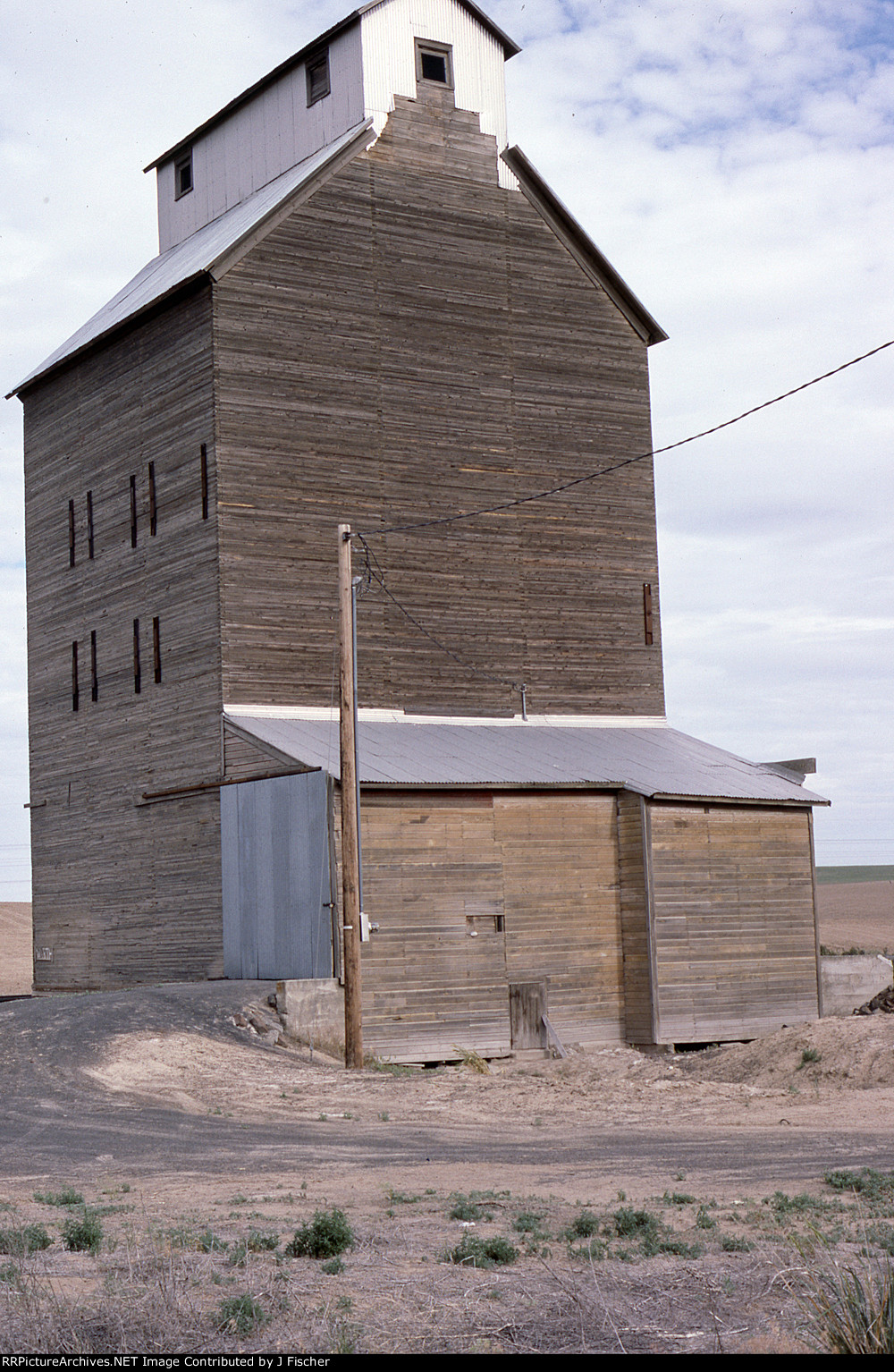 Grain elevator